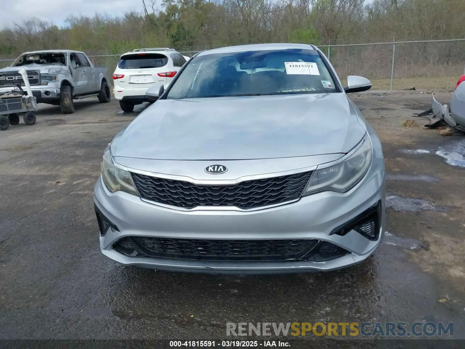12 Photograph of a damaged car 5XXGT4L31LG380858 KIA OPTIMA 2020