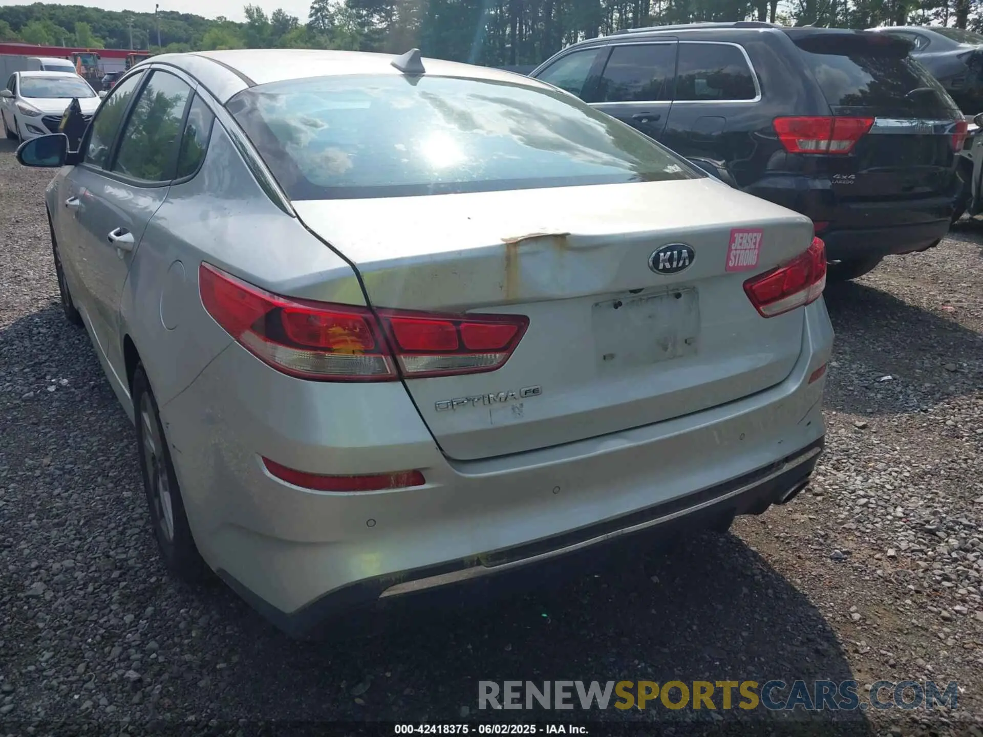 6 Photograph of a damaged car 5XXGT4L31LG381038 KIA OPTIMA 2020