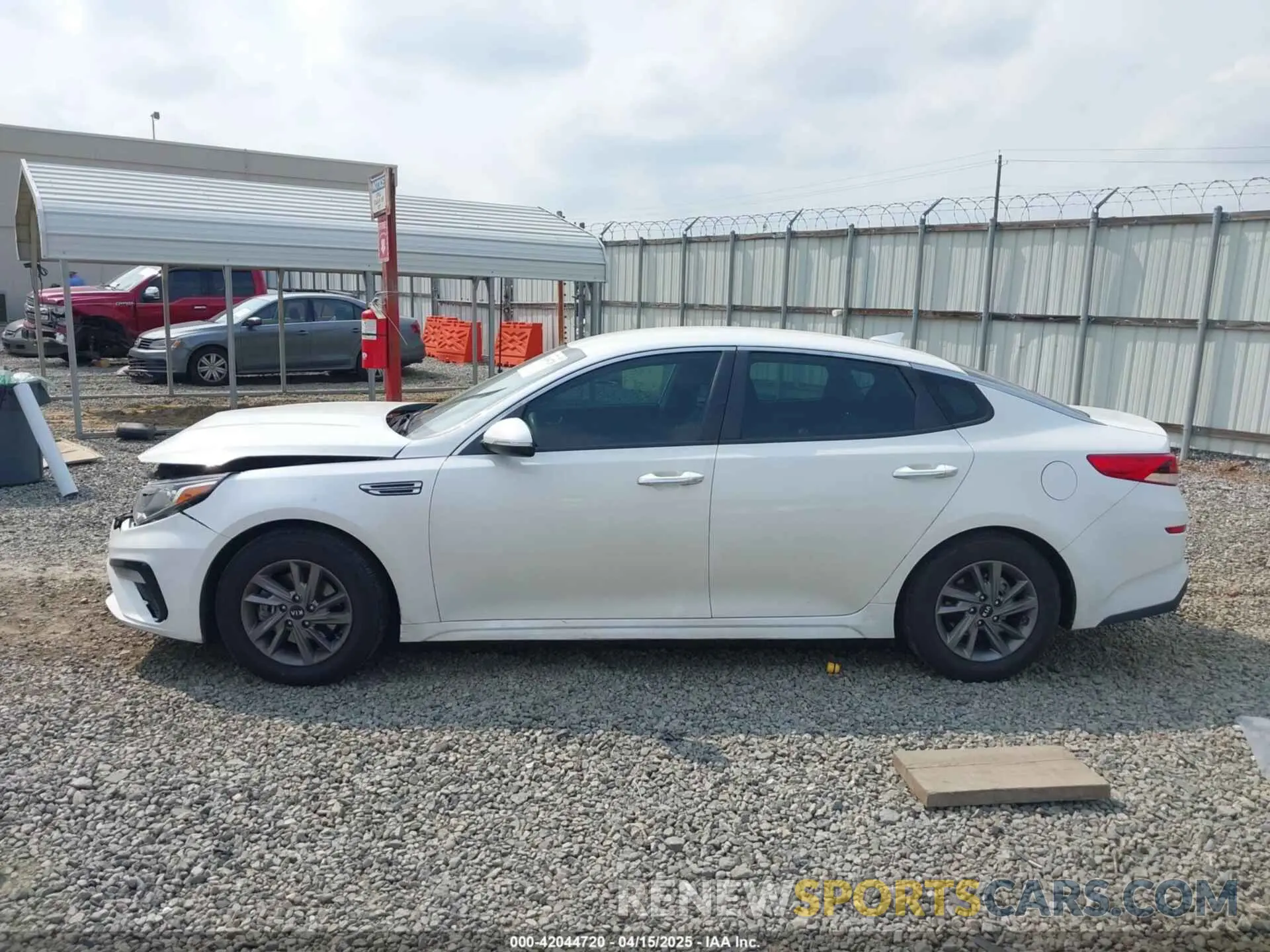 15 Photograph of a damaged car 5XXGT4L31LG381346 KIA OPTIMA 2020