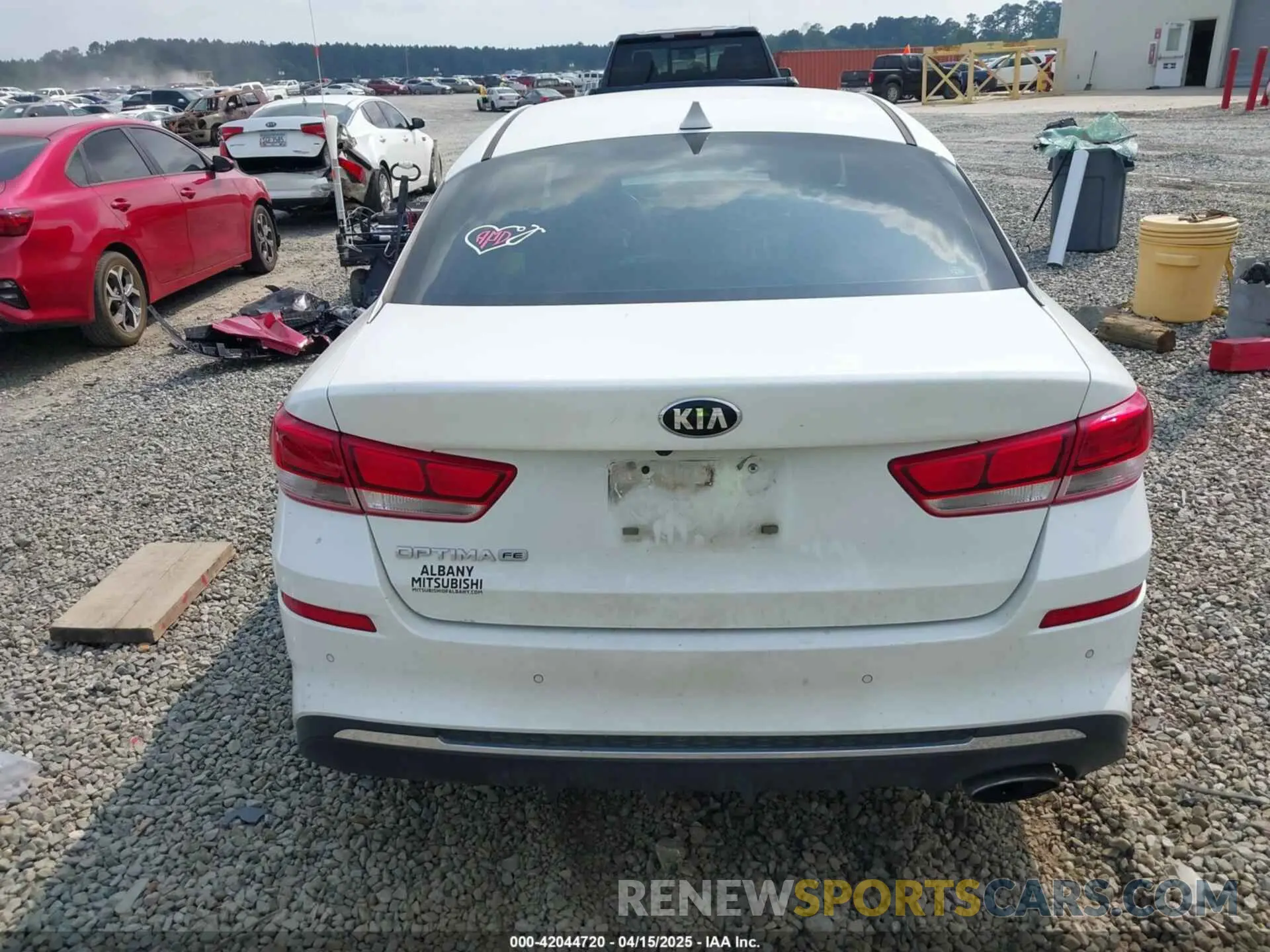 17 Photograph of a damaged car 5XXGT4L31LG381346 KIA OPTIMA 2020
