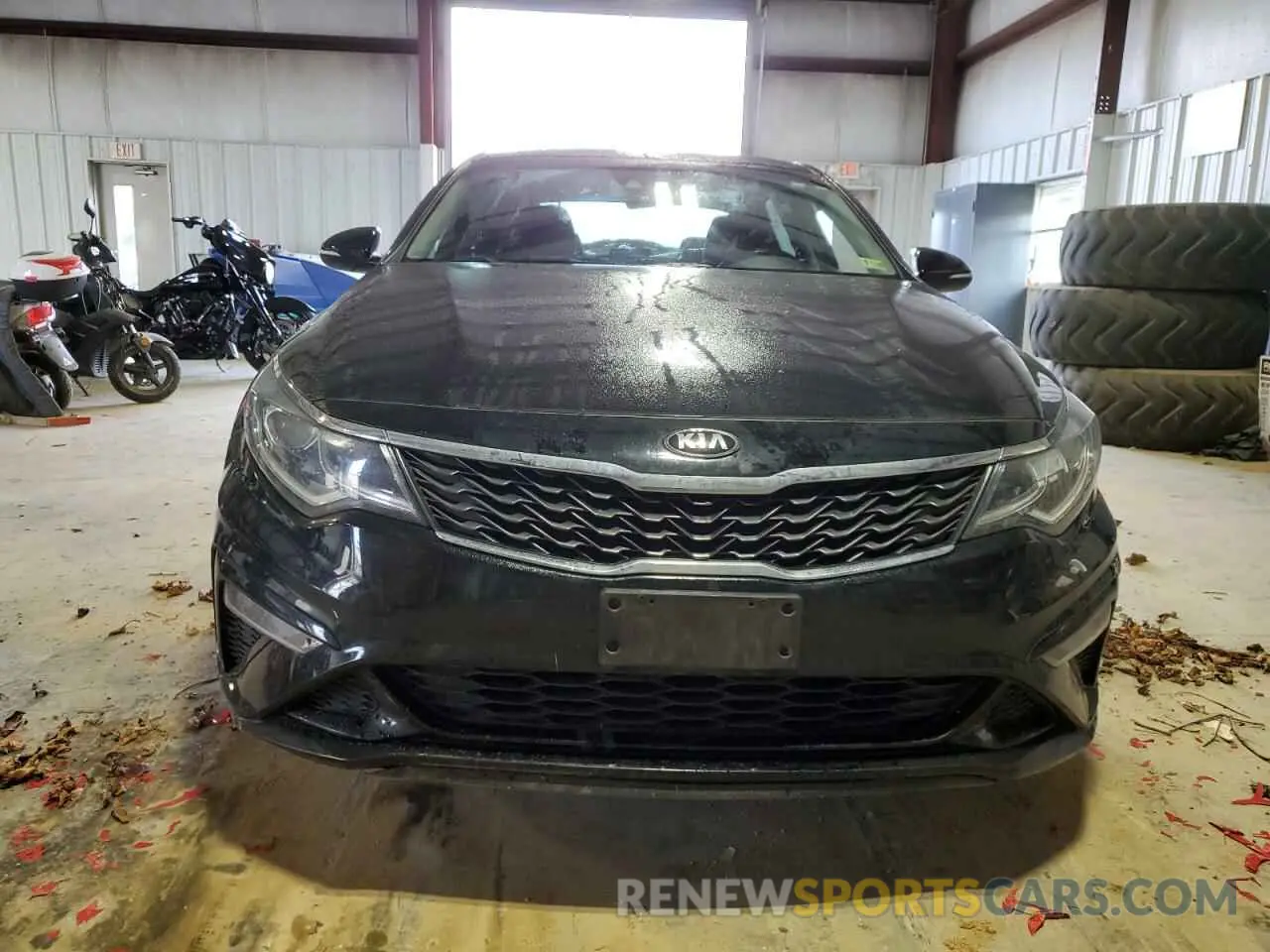 5 Photograph of a damaged car 5XXGT4L31LG398745 KIA OPTIMA 2020
