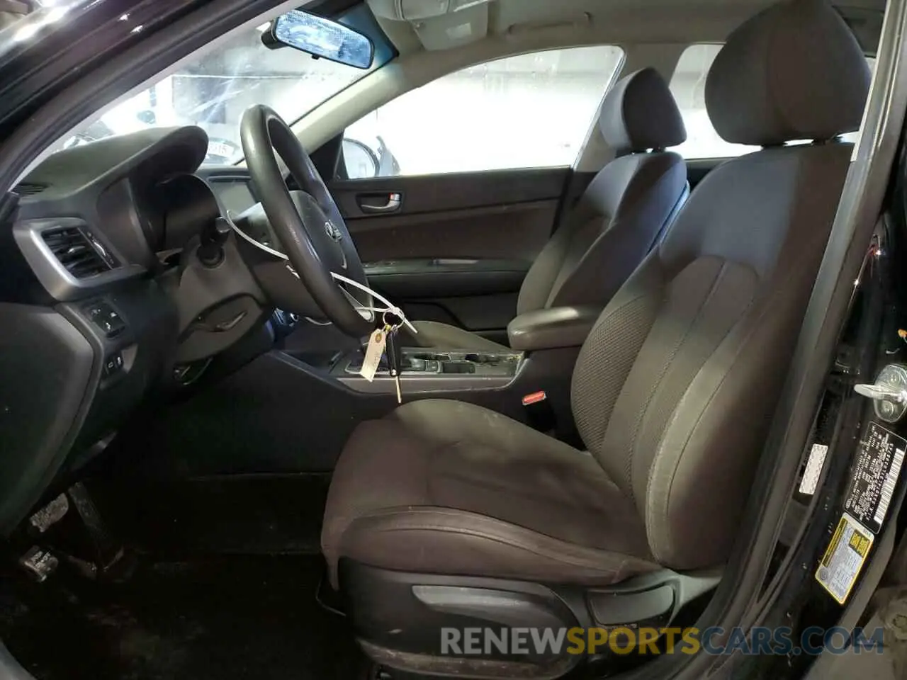 7 Photograph of a damaged car 5XXGT4L31LG398745 KIA OPTIMA 2020