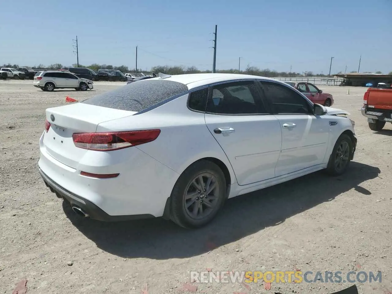3 Photograph of a damaged car 5XXGT4L31LG399863 KIA OPTIMA 2020