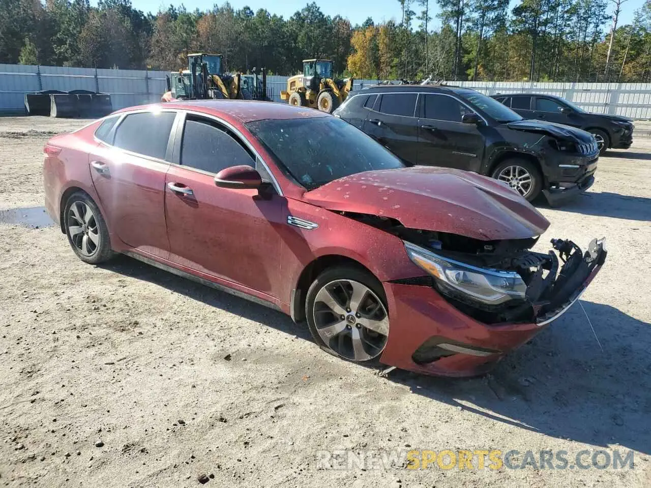 4 Photograph of a damaged car 5XXGT4L31LG413938 KIA OPTIMA 2020