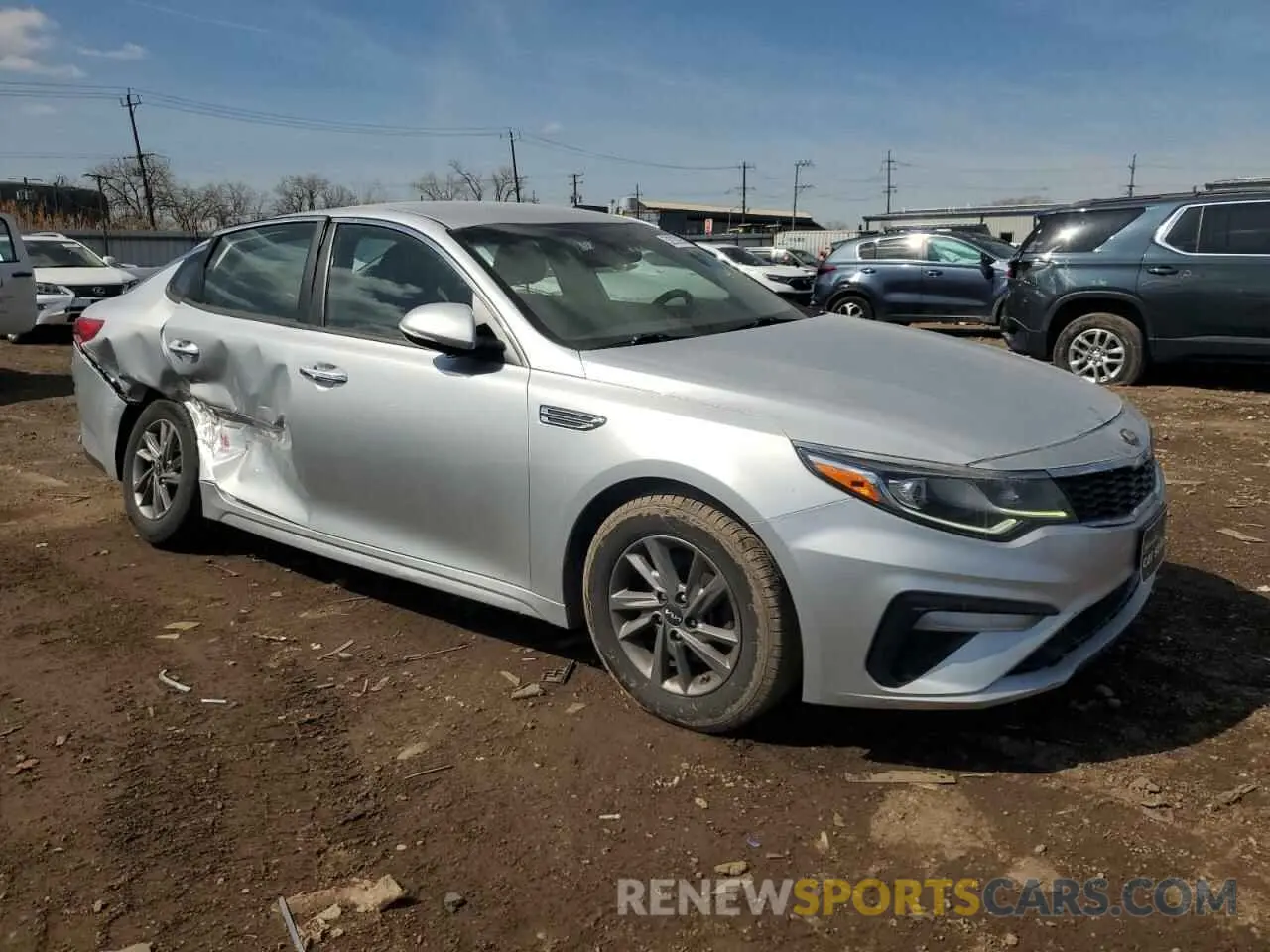 4 Photograph of a damaged car 5XXGT4L31LG425670 KIA OPTIMA 2020