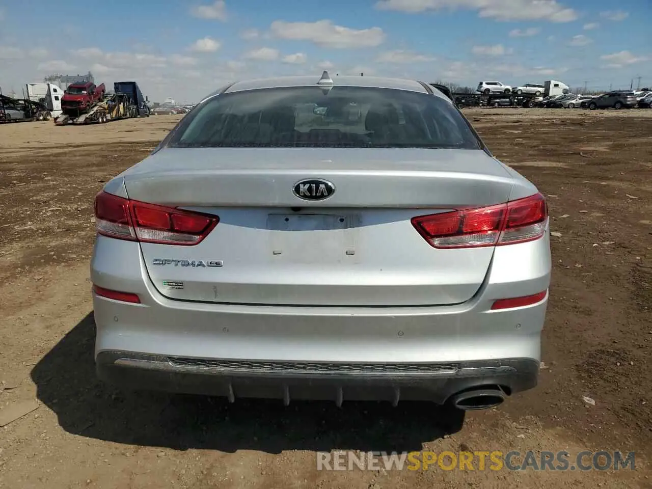 6 Photograph of a damaged car 5XXGT4L31LG425670 KIA OPTIMA 2020