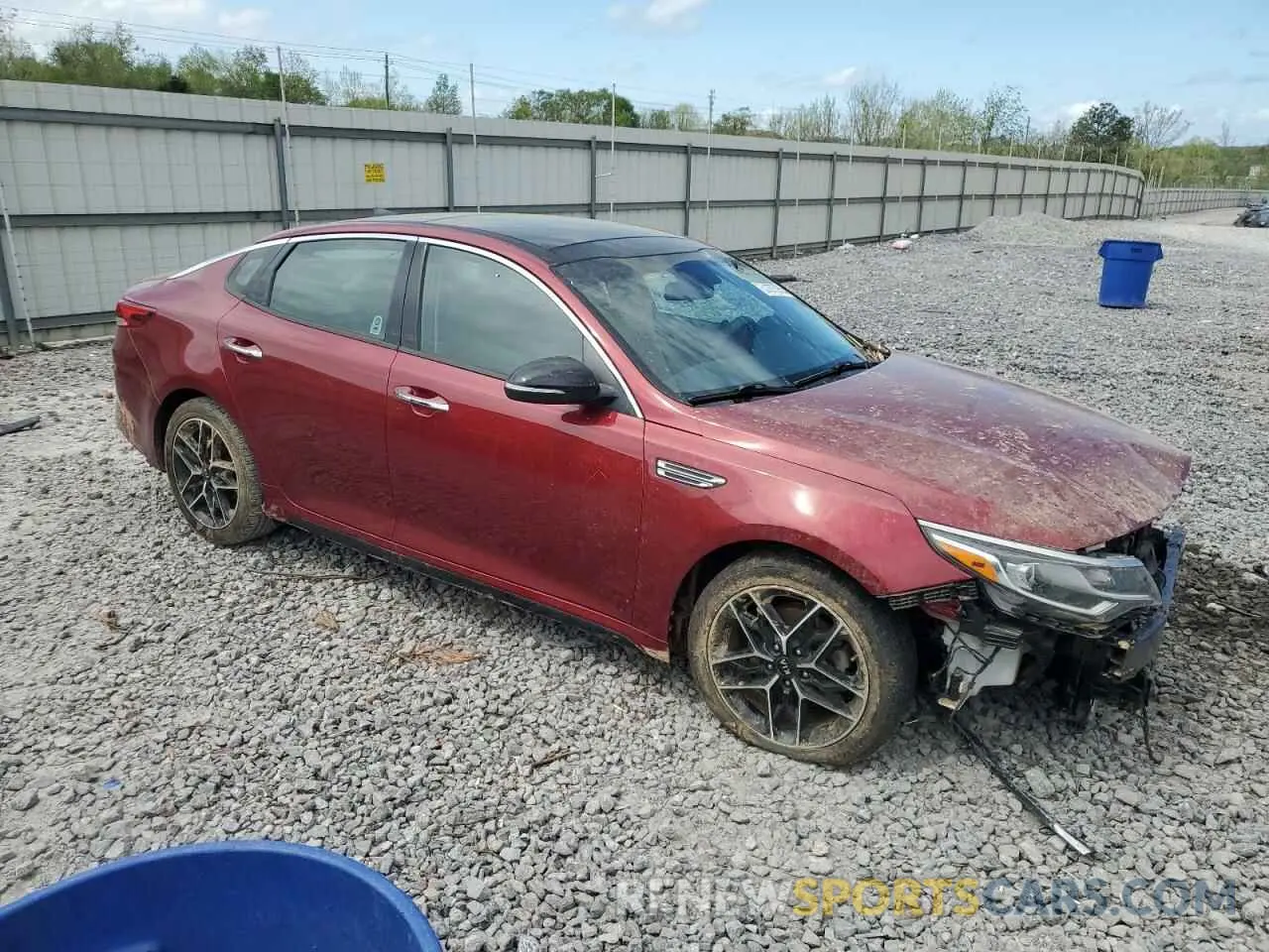 4 Photograph of a damaged car 5XXGT4L31LG431727 KIA OPTIMA 2020