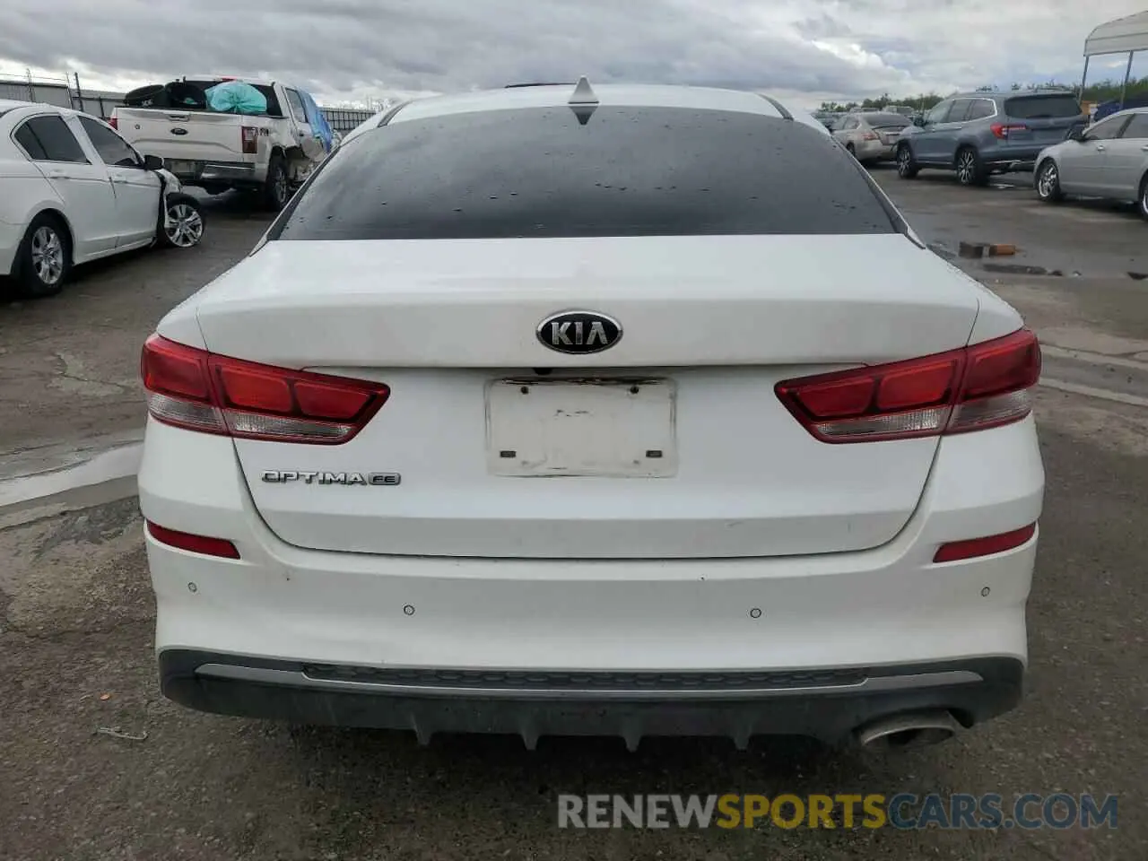 6 Photograph of a damaged car 5XXGT4L31LG431887 KIA OPTIMA 2020