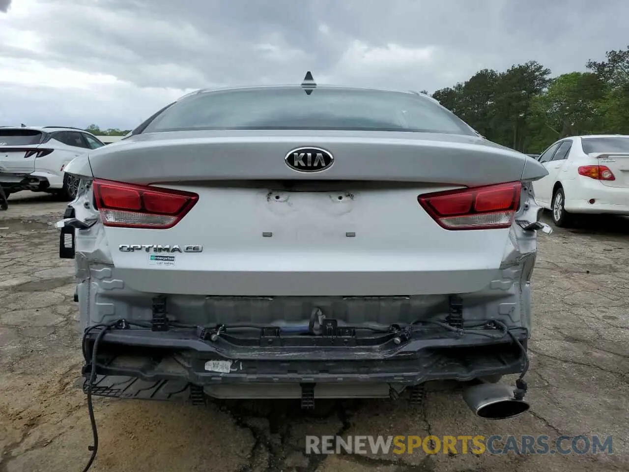 6 Photograph of a damaged car 5XXGT4L31LG437415 KIA OPTIMA 2020