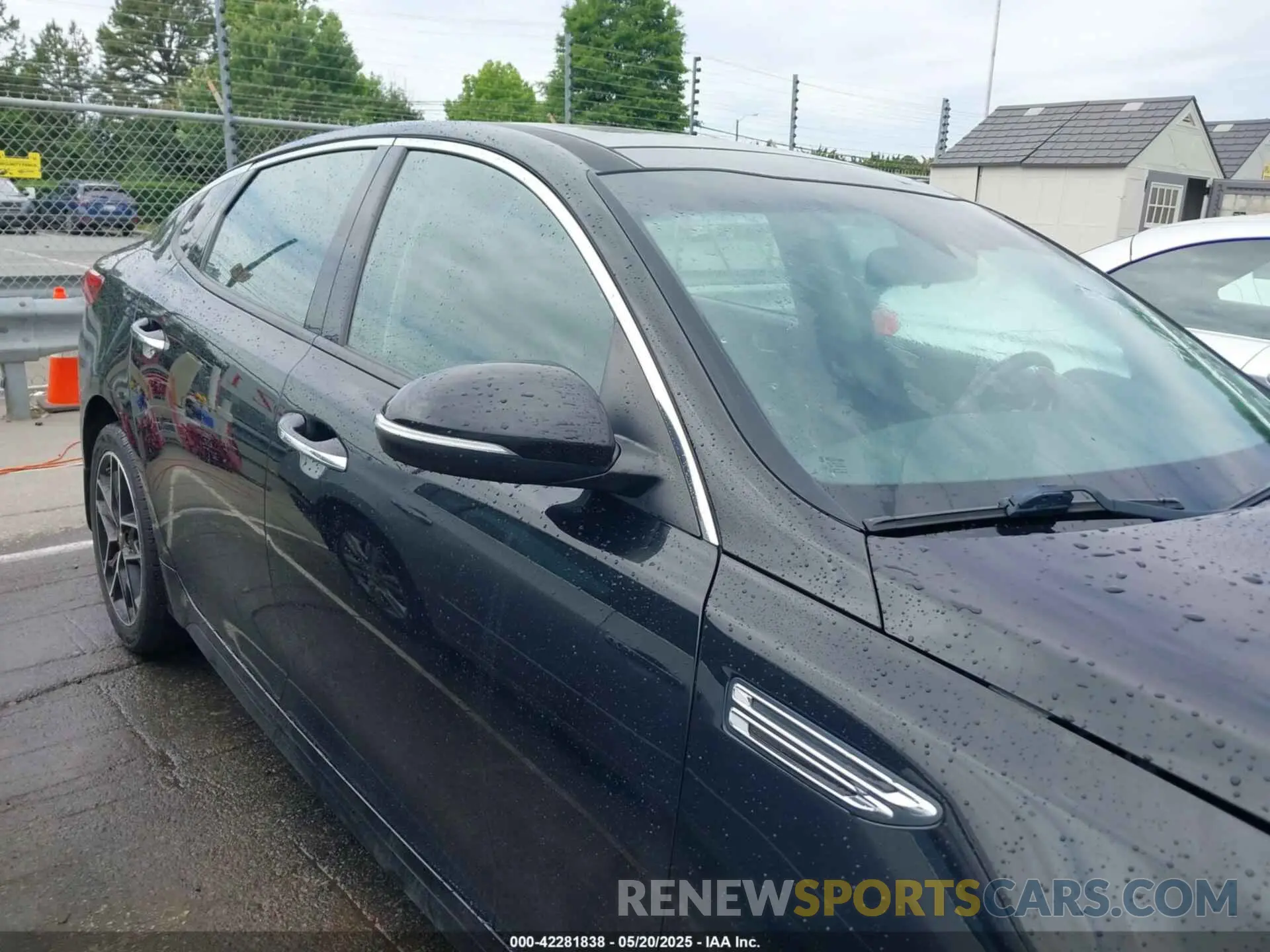 13 Photograph of a damaged car 5XXGT4L31LG441173 KIA OPTIMA 2020