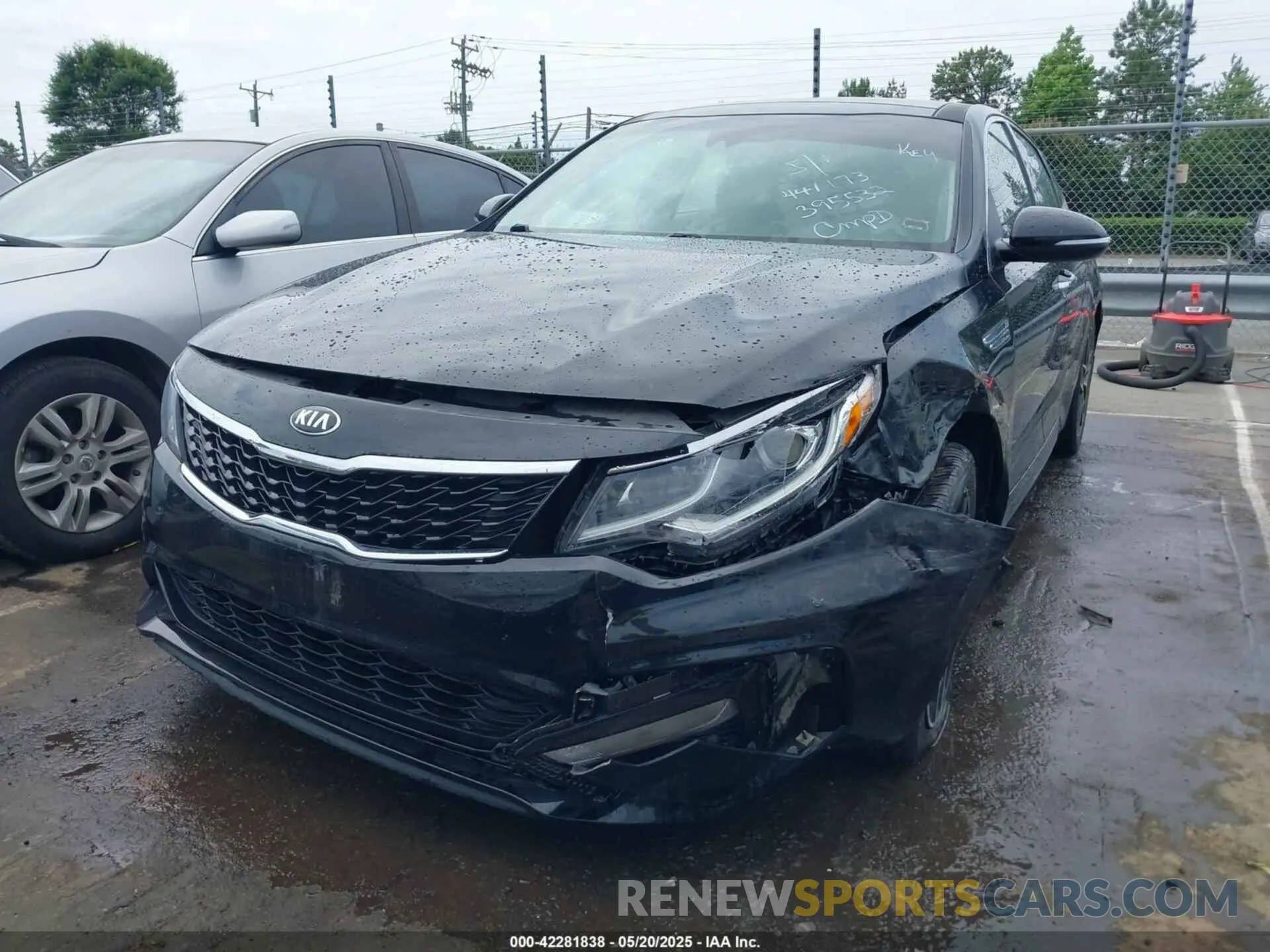 6 Photograph of a damaged car 5XXGT4L31LG441173 KIA OPTIMA 2020