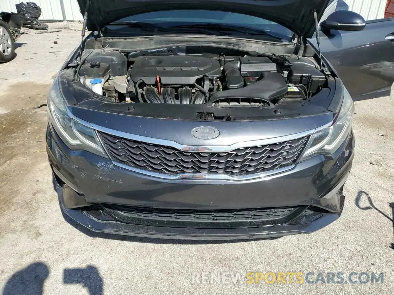 11 Photograph of a damaged car 5XXGT4L32LG388323 KIA OPTIMA 2020