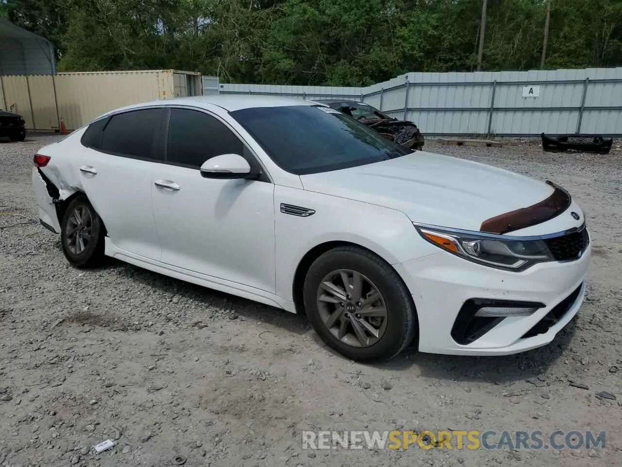 4 Photograph of a damaged car 5XXGT4L32LG396454 KIA OPTIMA 2020