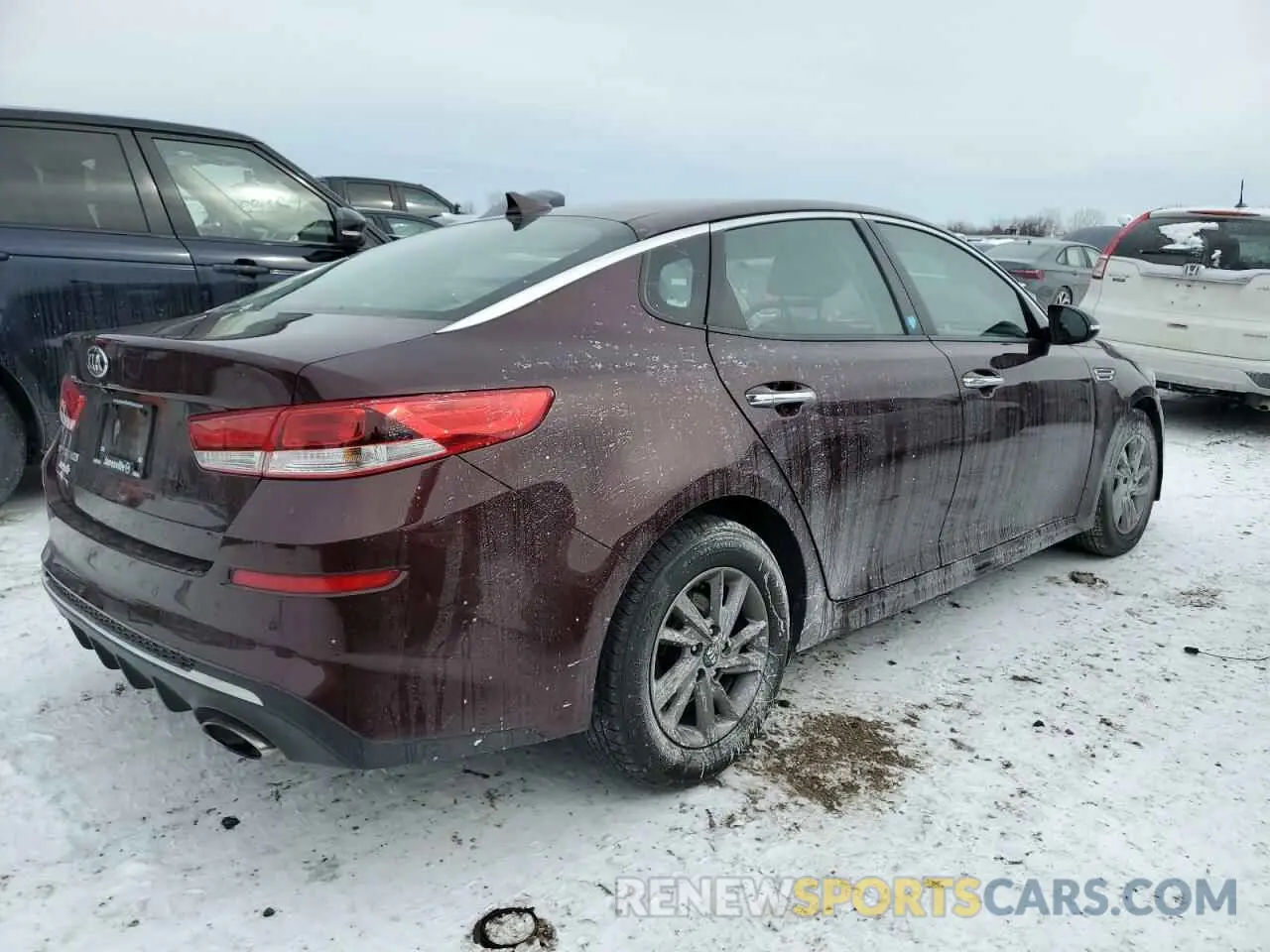 3 Photograph of a damaged car 5XXGT4L32LG406495 KIA OPTIMA 2020