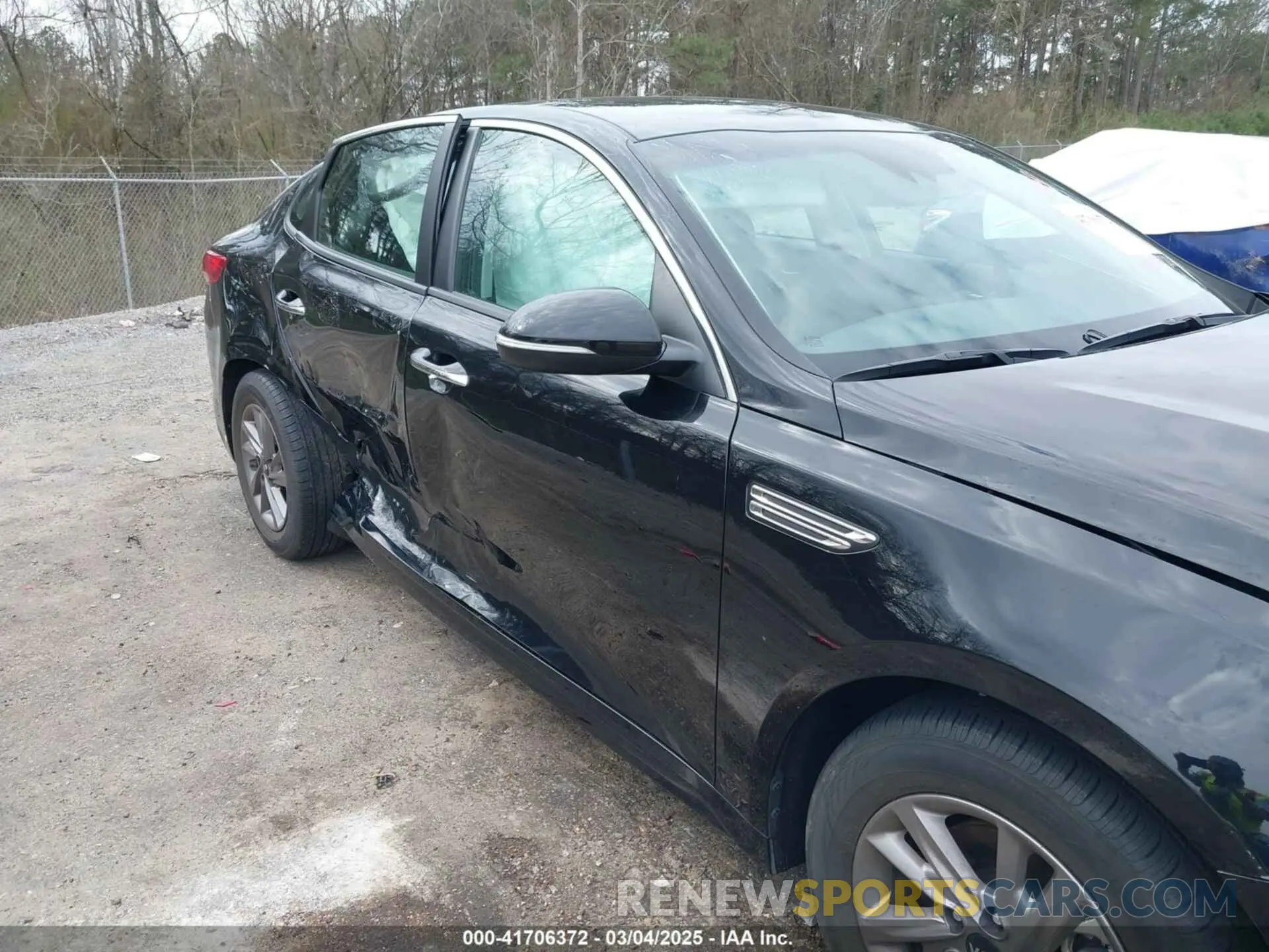 6 Photograph of a damaged car 5XXGT4L32LG415746 KIA OPTIMA 2020