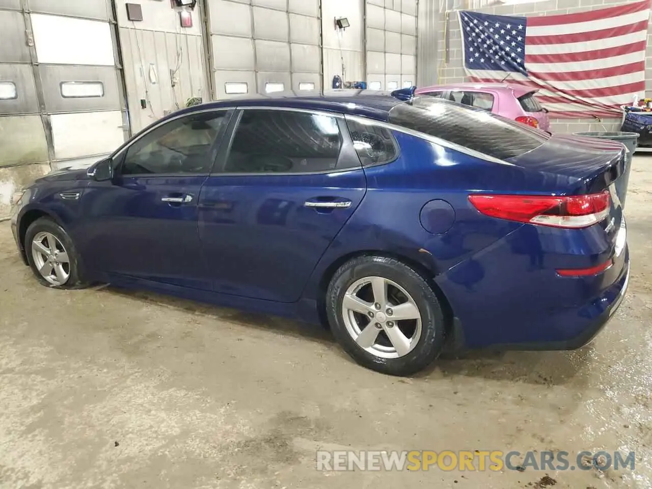 2 Photograph of a damaged car 5XXGT4L32LG421823 KIA OPTIMA 2020