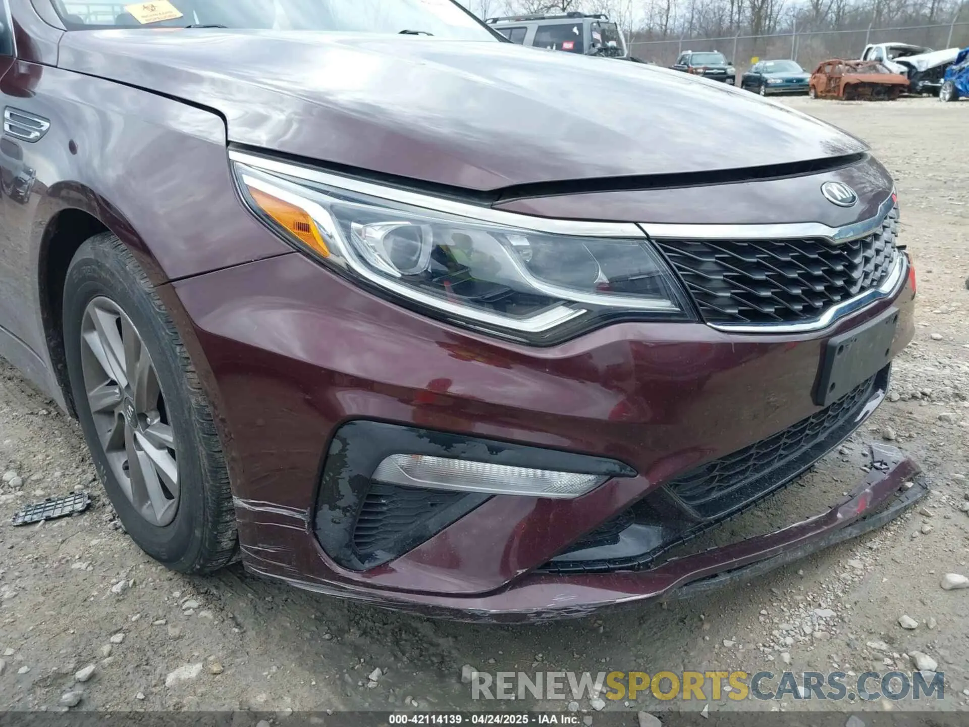 11 Photograph of a damaged car 5XXGT4L32LG423586 KIA OPTIMA 2020