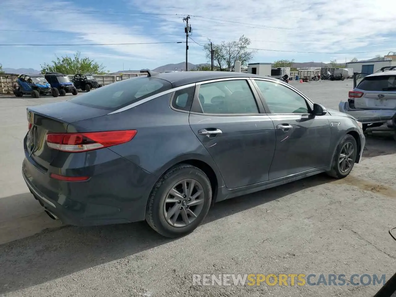 3 Photograph of a damaged car 5XXGT4L32LG427153 KIA OPTIMA 2020