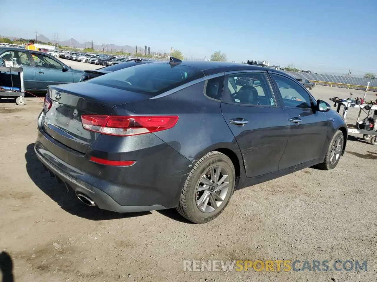 3 Photograph of a damaged car 5XXGT4L32LG433681 KIA OPTIMA 2020