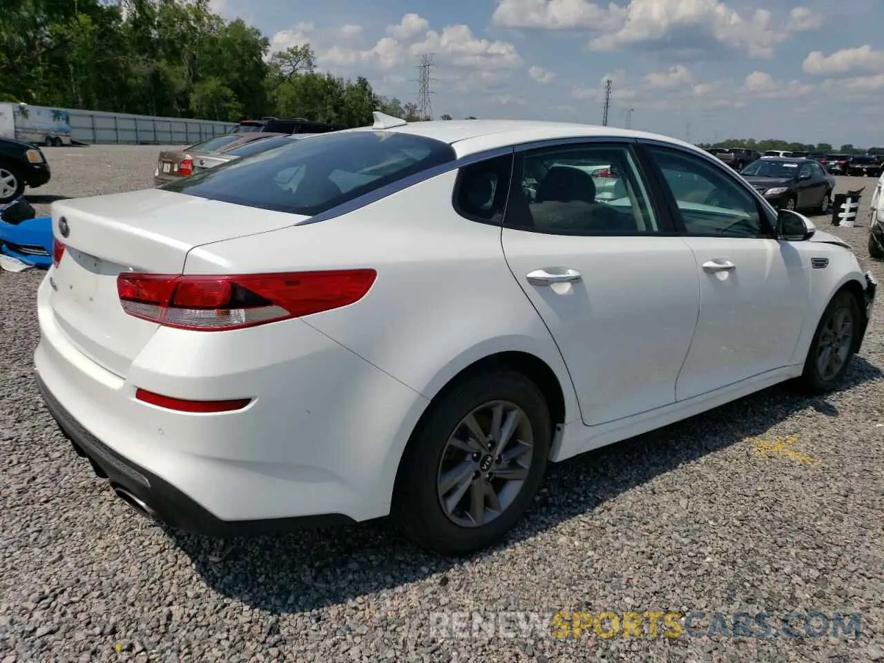 3 Photograph of a damaged car 5XXGT4L32LG434054 KIA OPTIMA 2020