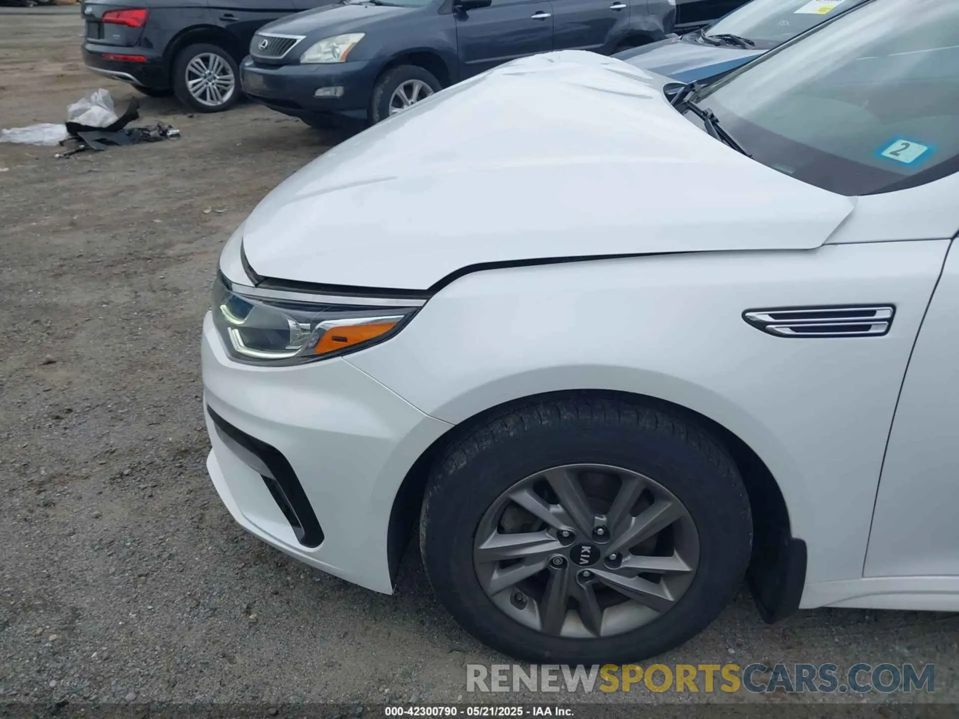 6 Photograph of a damaged car 5XXGT4L32LG450805 KIA OPTIMA 2020