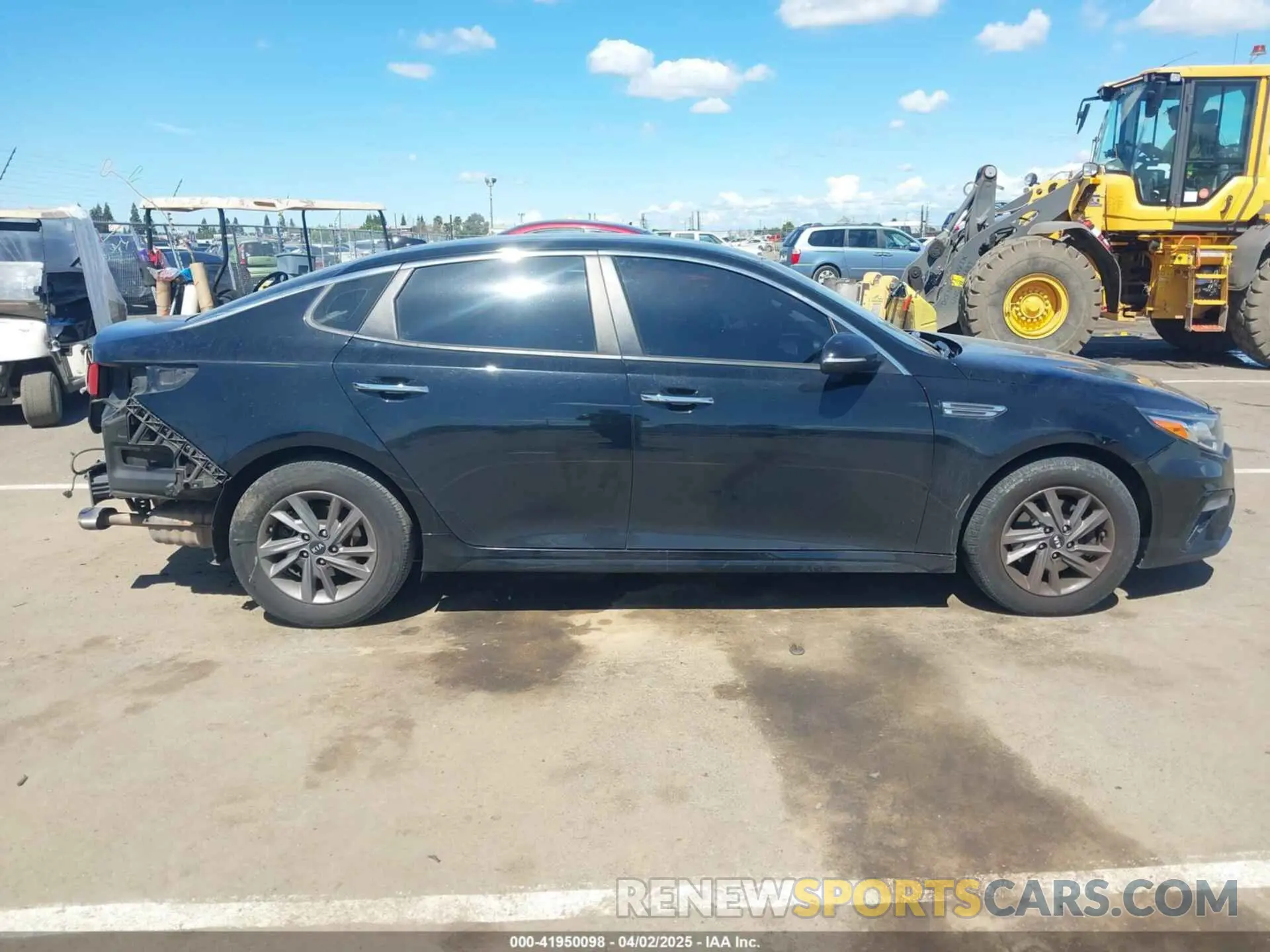 14 Photograph of a damaged car 5XXGT4L33LG384927 KIA OPTIMA 2020