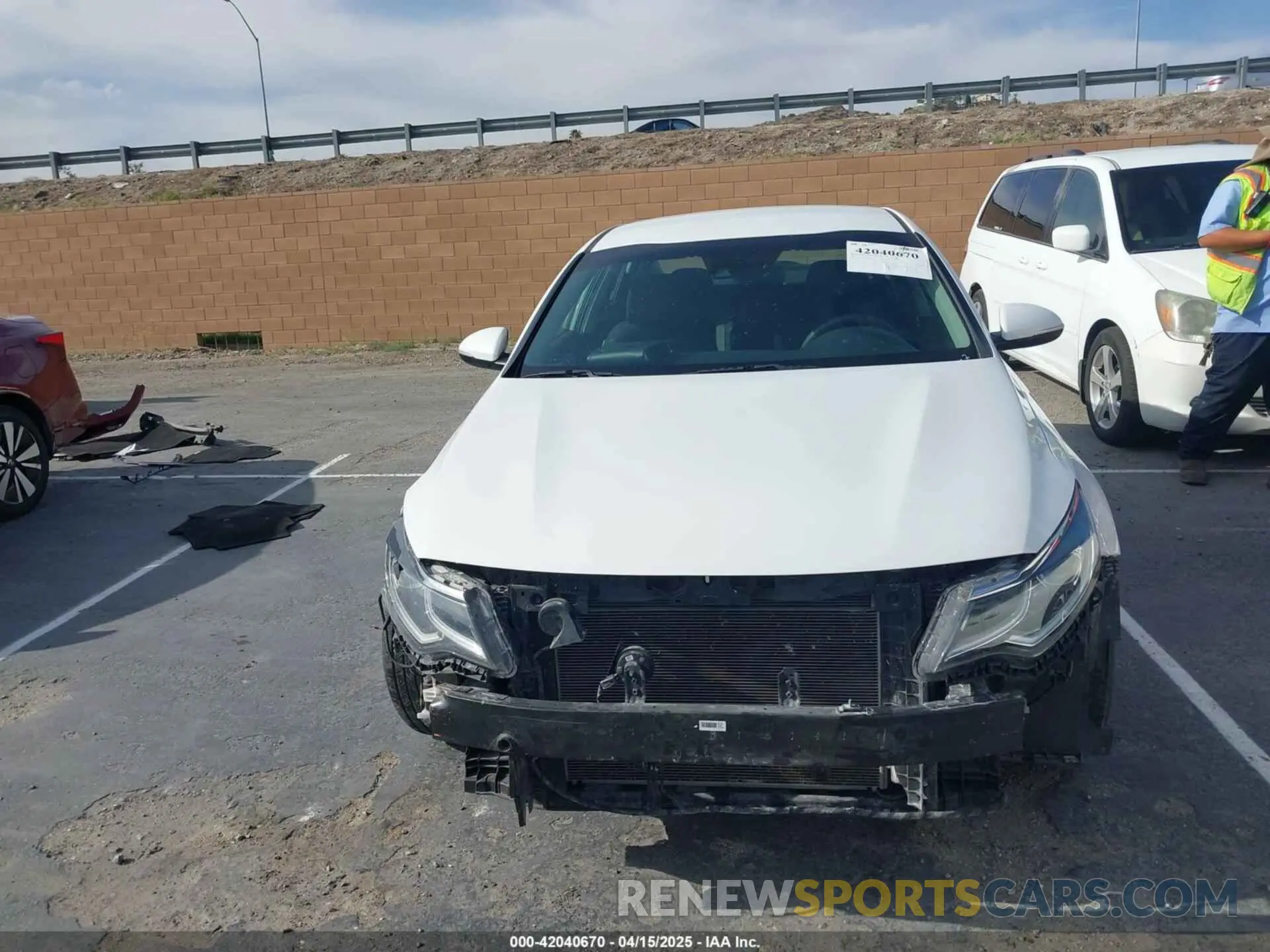 12 Photograph of a damaged car 5XXGT4L33LG404478 KIA OPTIMA 2020