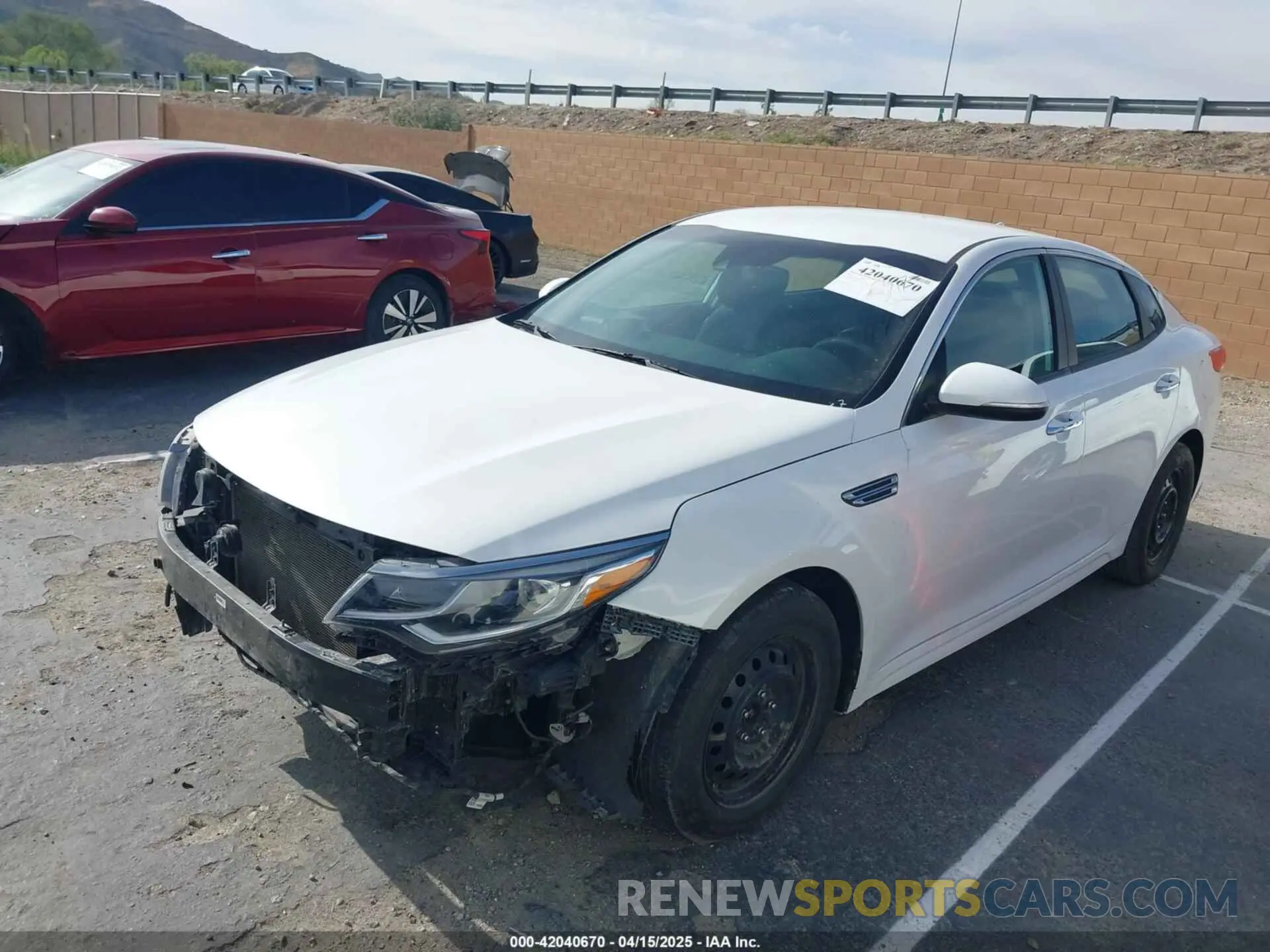 2 Photograph of a damaged car 5XXGT4L33LG404478 KIA OPTIMA 2020