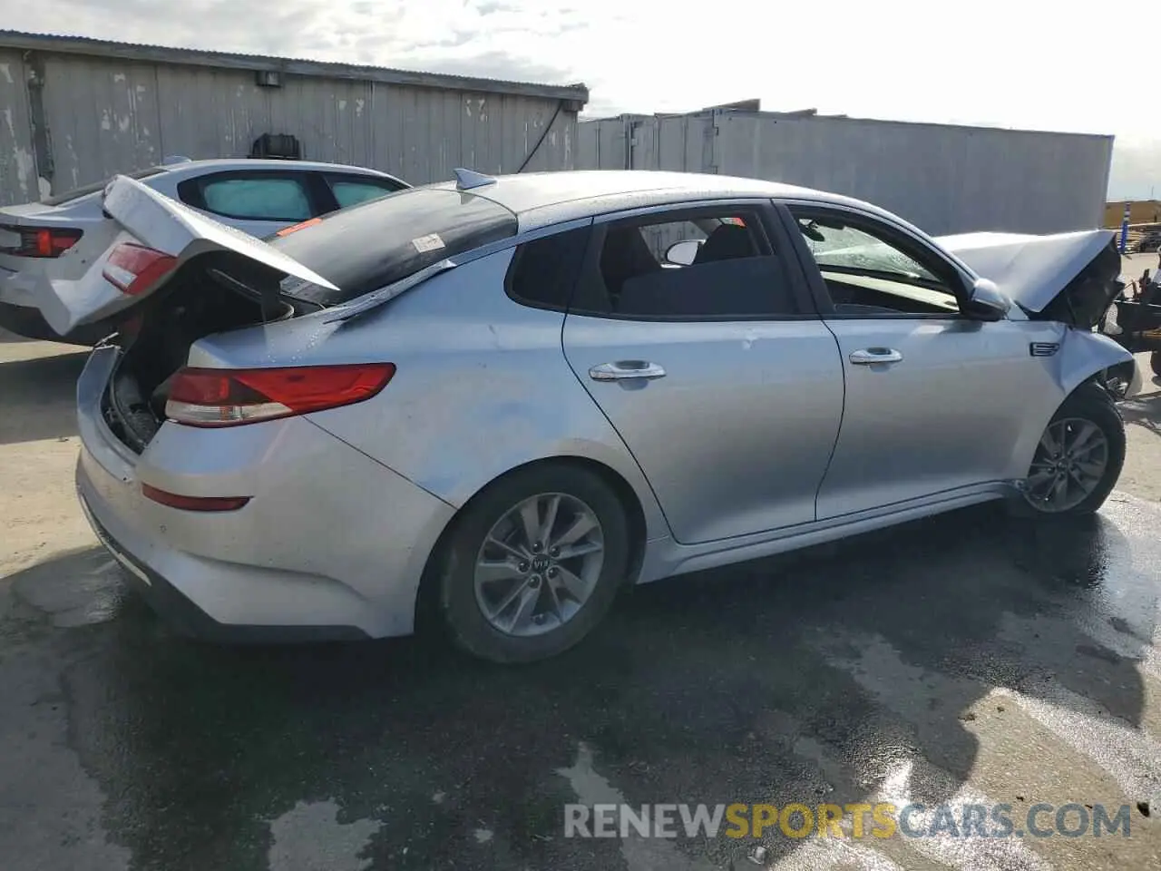 3 Photograph of a damaged car 5XXGT4L33LG416145 KIA OPTIMA 2020