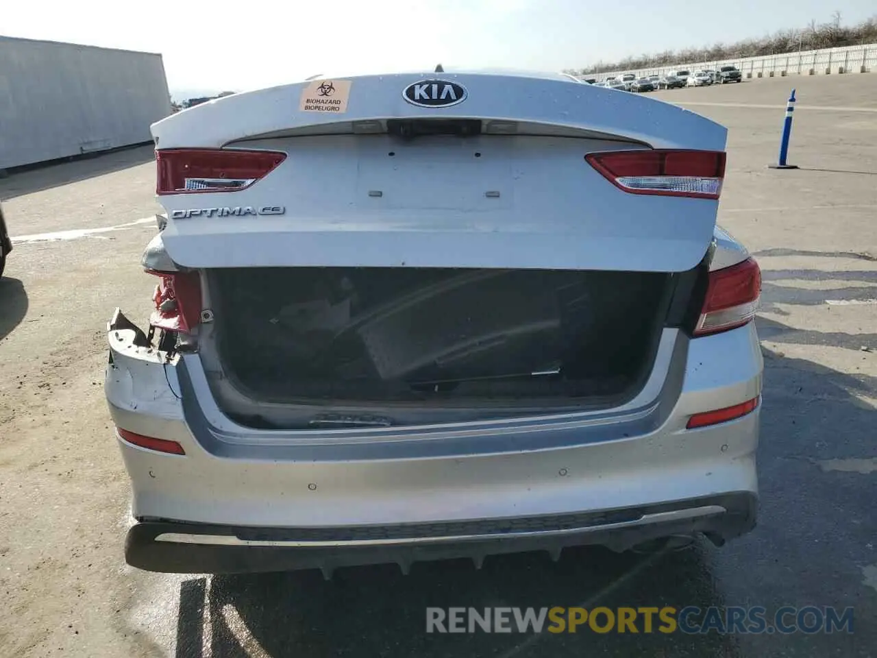 6 Photograph of a damaged car 5XXGT4L33LG416145 KIA OPTIMA 2020