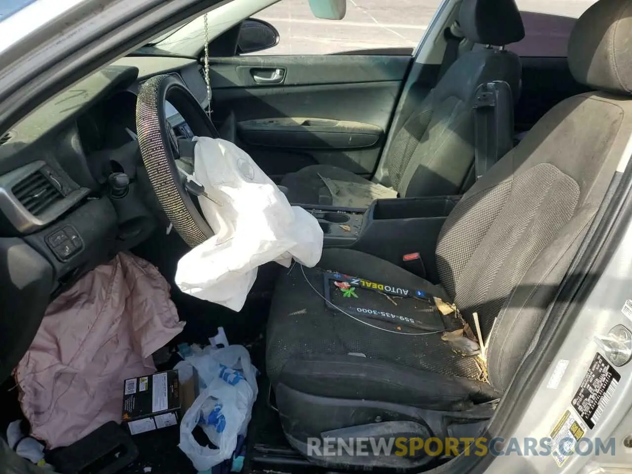 7 Photograph of a damaged car 5XXGT4L33LG416145 KIA OPTIMA 2020