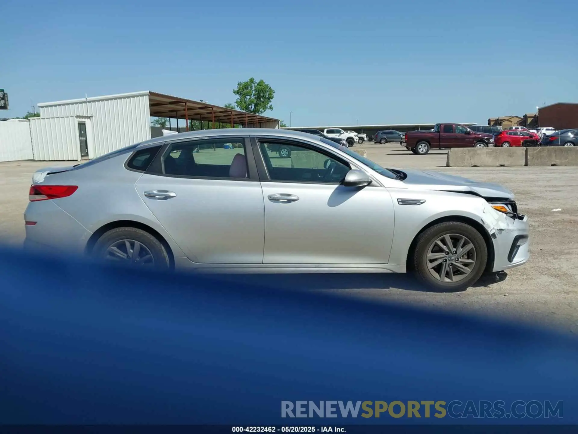 13 Photograph of a damaged car 5XXGT4L33LG423208 KIA OPTIMA 2020