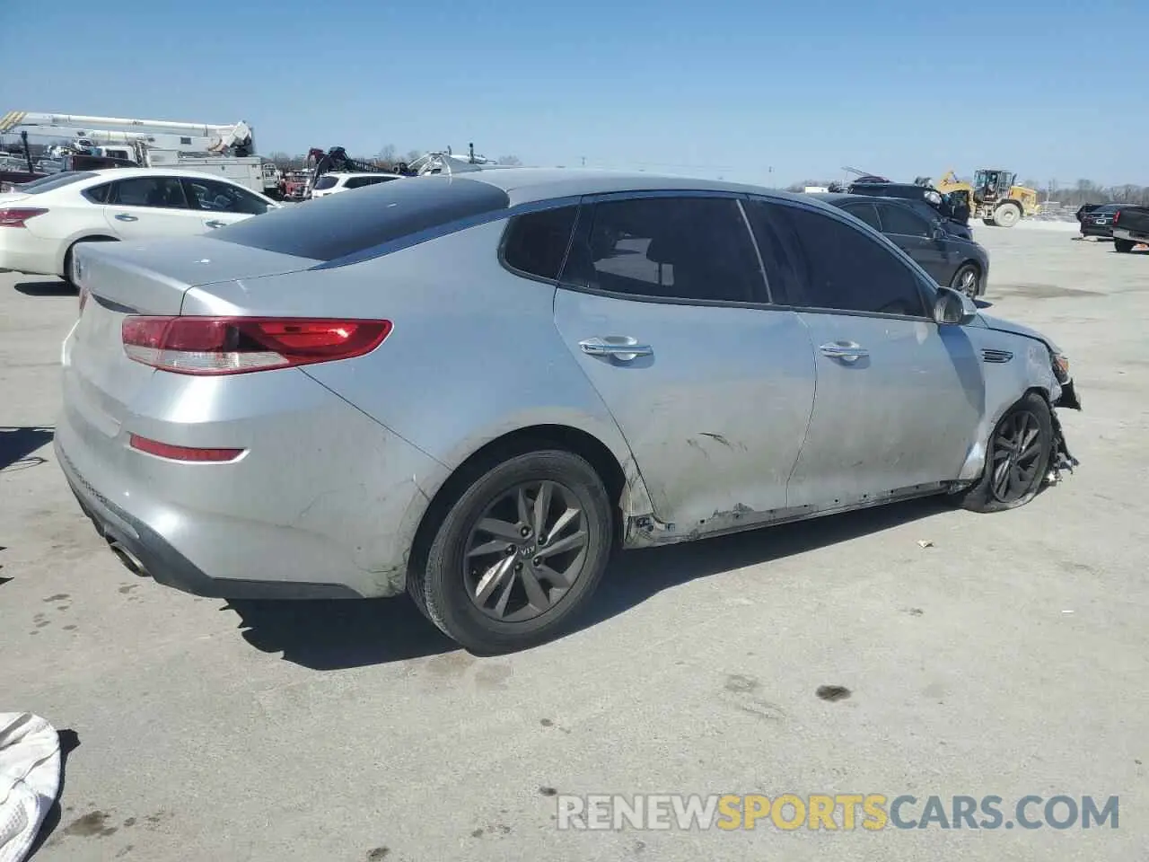 3 Photograph of a damaged car 5XXGT4L33LG428649 KIA OPTIMA 2020