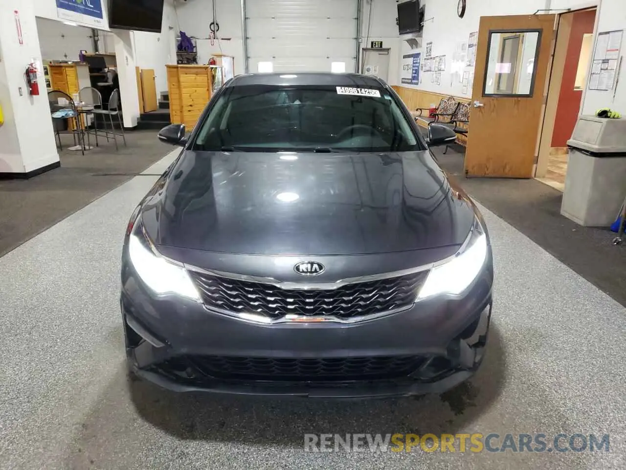 5 Photograph of a damaged car 5XXGT4L33LG442583 KIA OPTIMA 2020