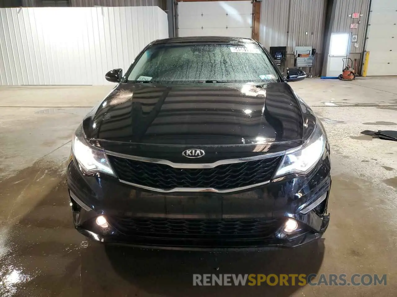 5 Photograph of a damaged car 5XXGT4L33LG446388 KIA OPTIMA 2020