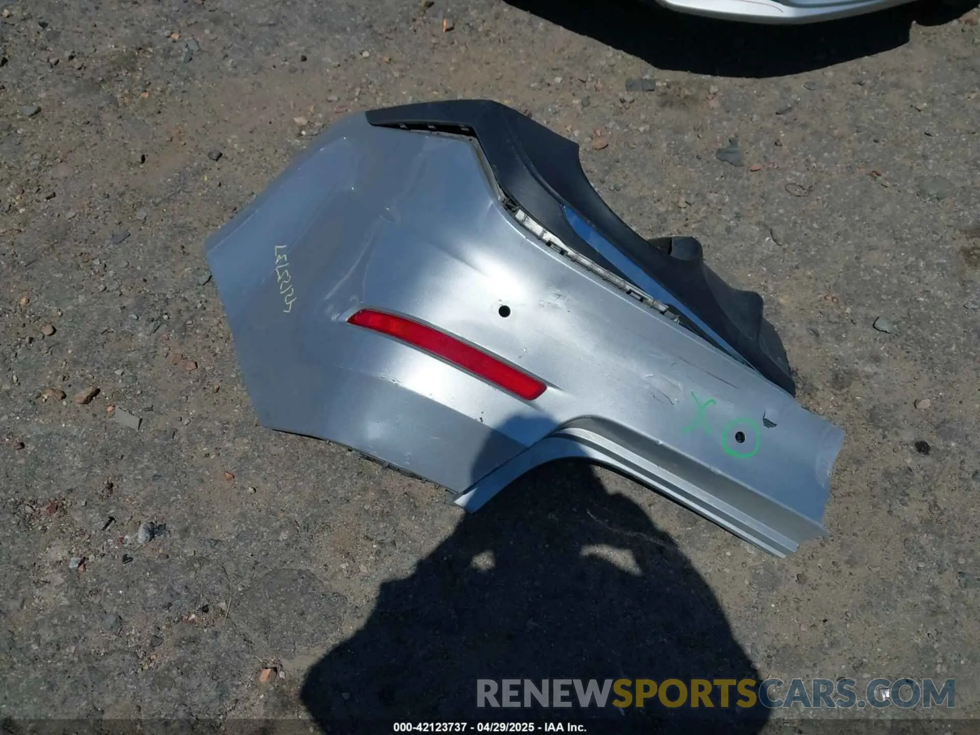 12 Photograph of a damaged car 5XXGT4L34LG388114 KIA OPTIMA 2020