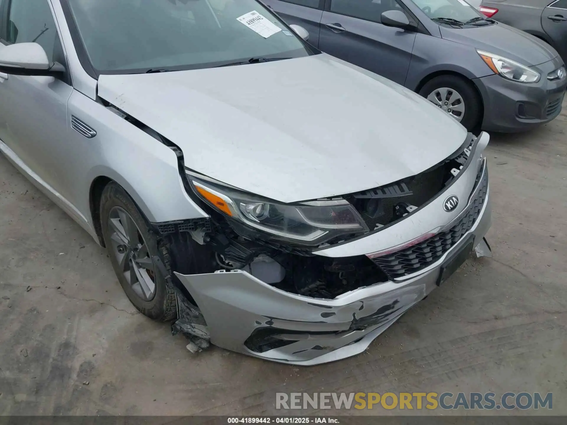 19 Photograph of a damaged car 5XXGT4L34LG388596 KIA OPTIMA 2020