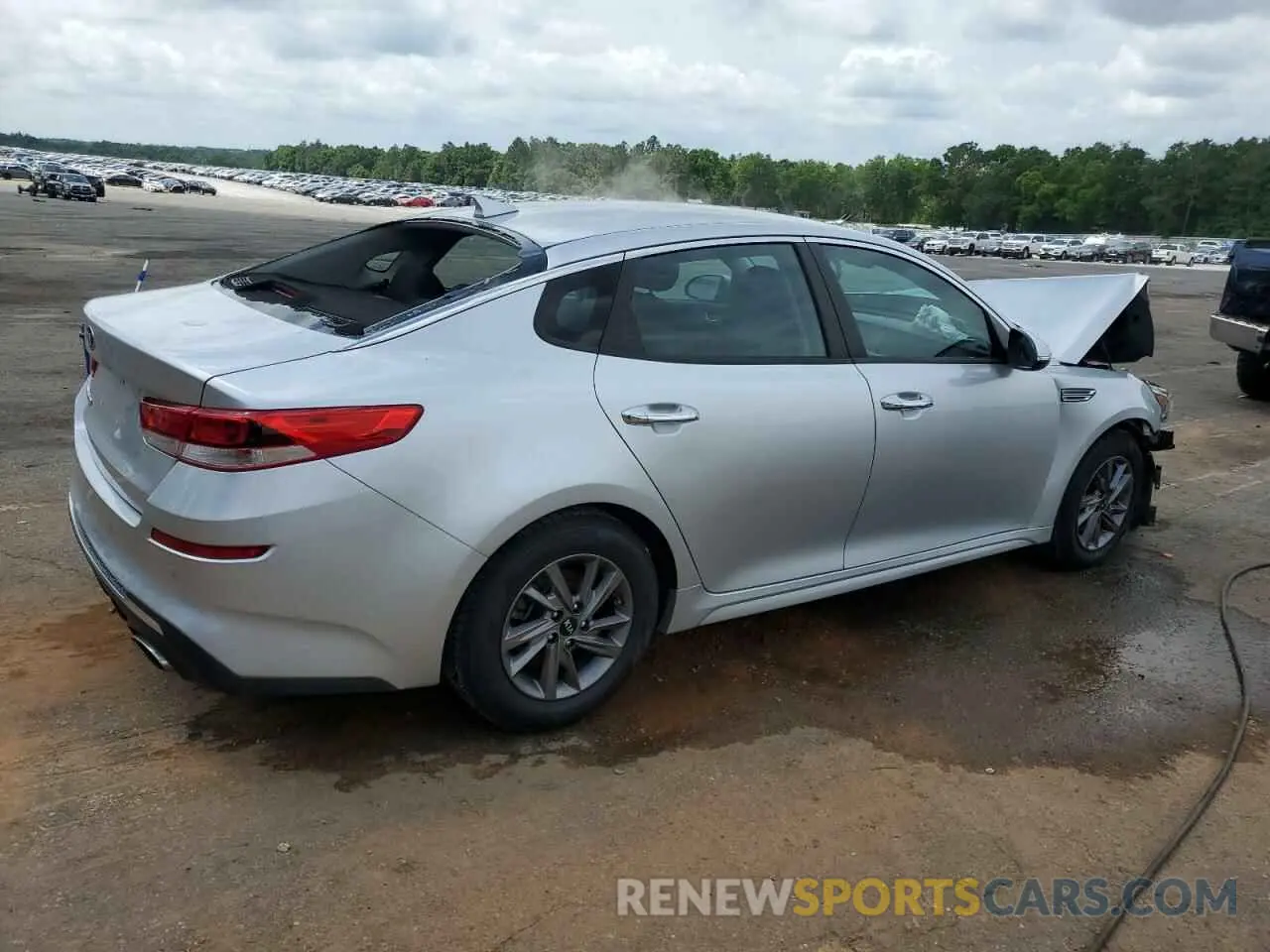 3 Photograph of a damaged car 5XXGT4L34LG392437 KIA OPTIMA 2020