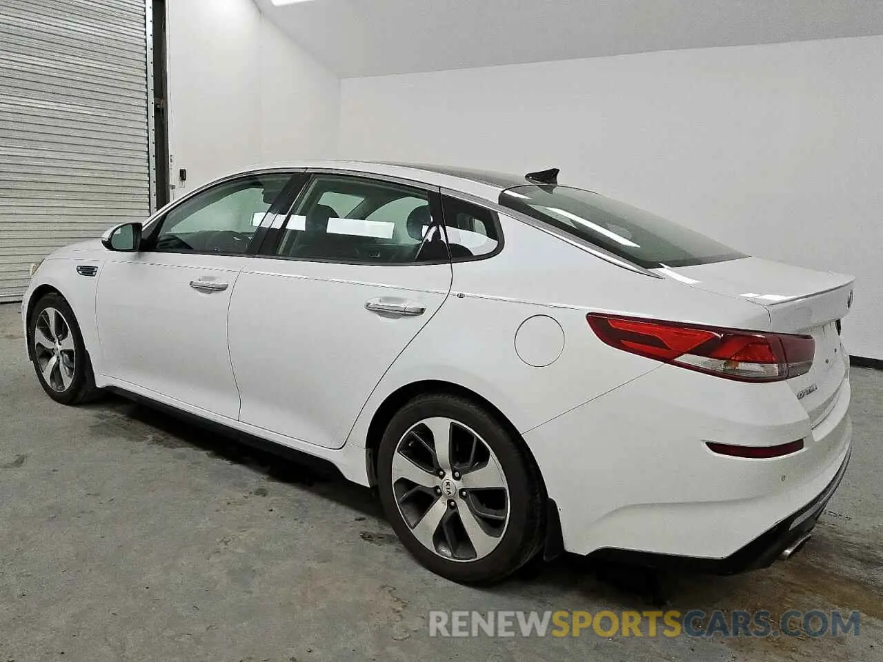 2 Photograph of a damaged car 5XXGT4L34LG394964 KIA OPTIMA 2020