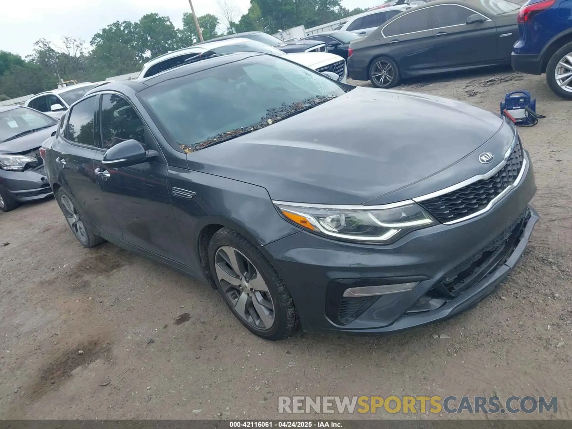 1 Photograph of a damaged car 5XXGT4L34LG410287 KIA OPTIMA 2020