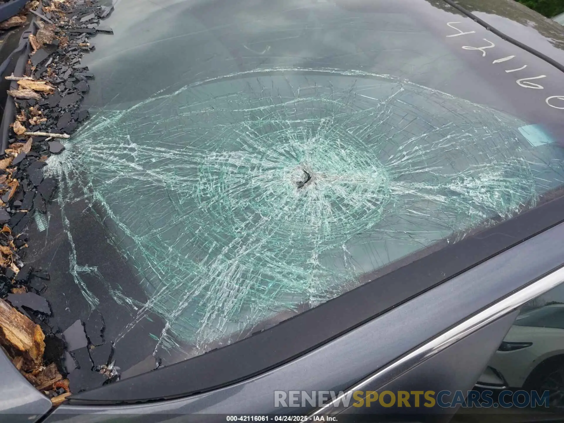 18 Photograph of a damaged car 5XXGT4L34LG410287 KIA OPTIMA 2020