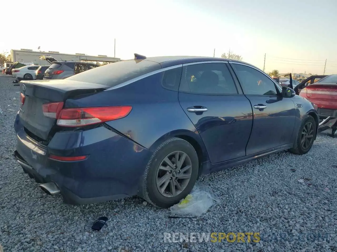 3 Photograph of a damaged car 5XXGT4L34LG415859 KIA OPTIMA 2020