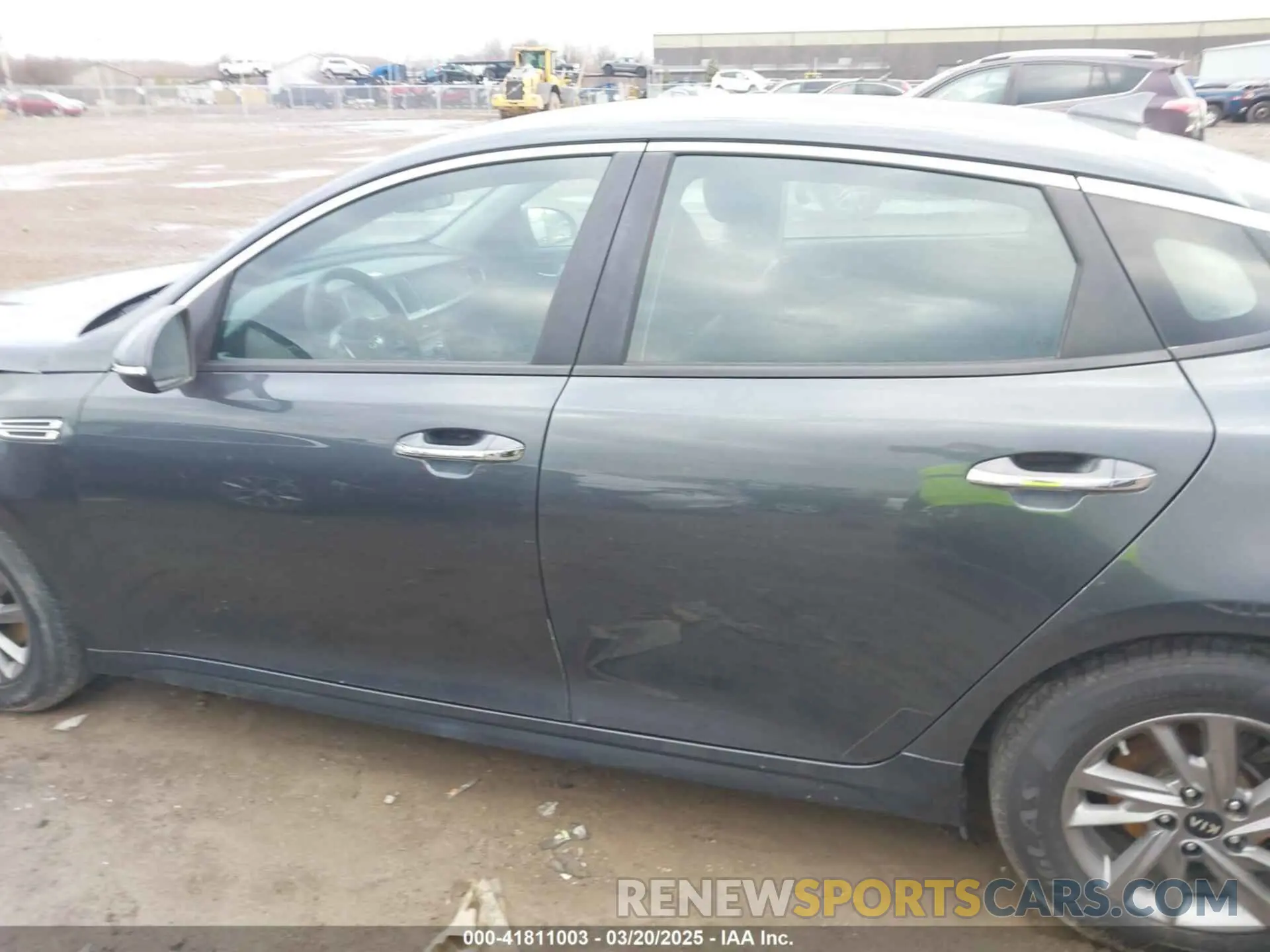 15 Photograph of a damaged car 5XXGT4L34LG425064 KIA OPTIMA 2020