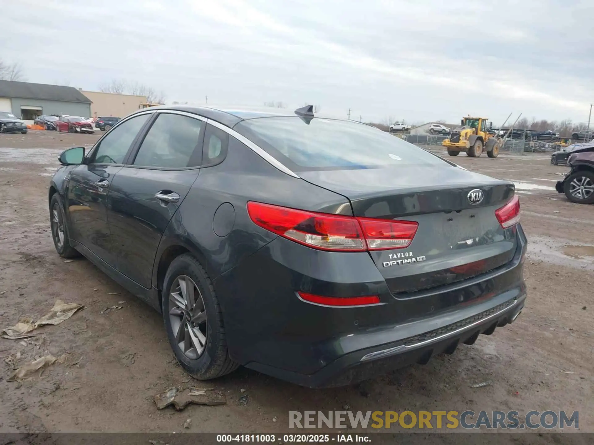 3 Photograph of a damaged car 5XXGT4L34LG425064 KIA OPTIMA 2020