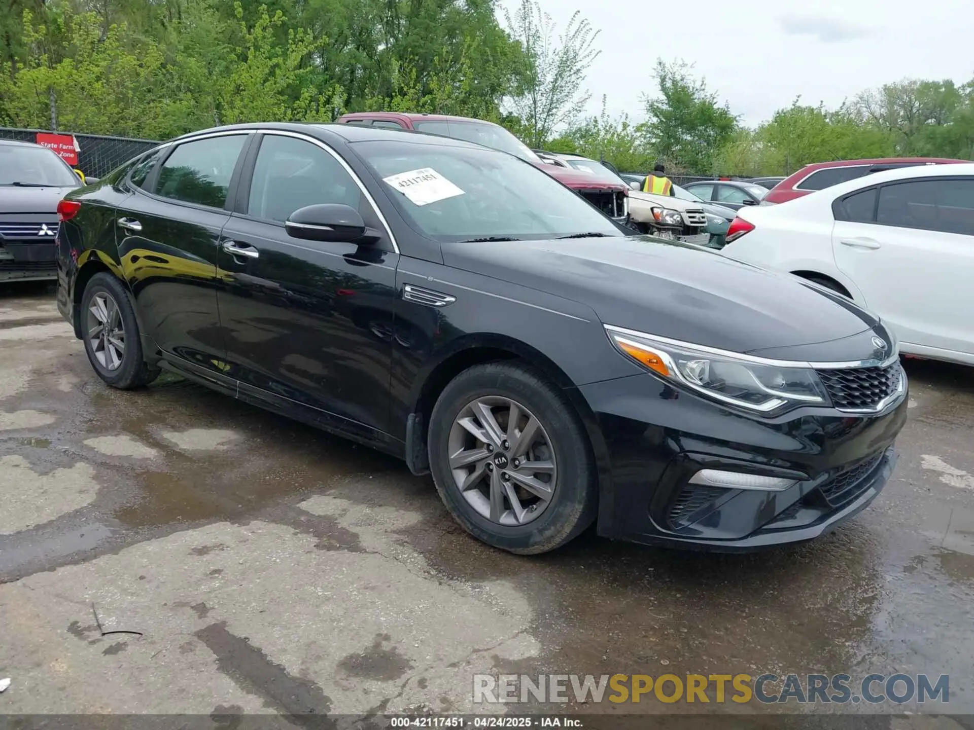 1 Photograph of a damaged car 5XXGT4L34LG427476 KIA OPTIMA 2020
