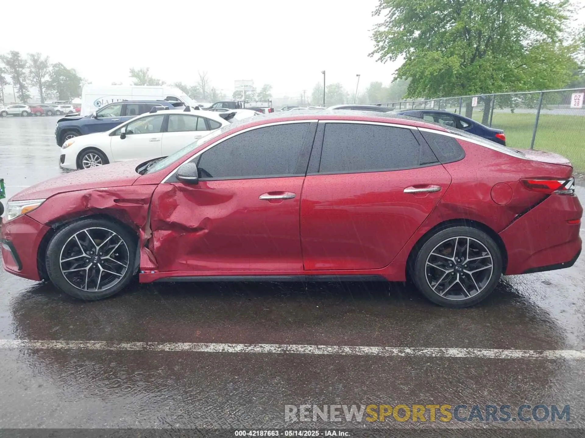 14 Photograph of a damaged car 5XXGT4L34LG431267 KIA OPTIMA 2020