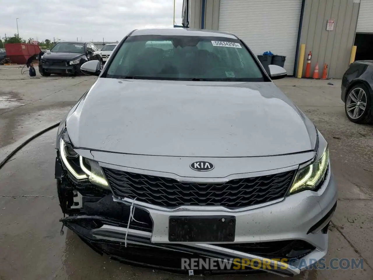 5 Photograph of a damaged car 5XXGT4L35LG383553 KIA OPTIMA 2020