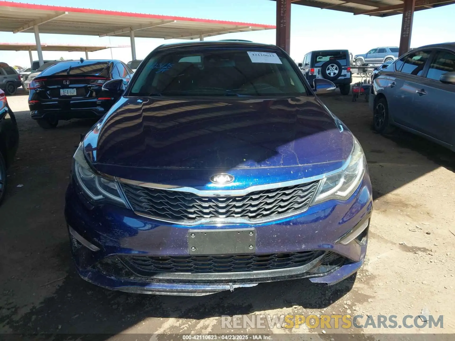 11 Photograph of a damaged car 5XXGT4L35LG386713 KIA OPTIMA 2020