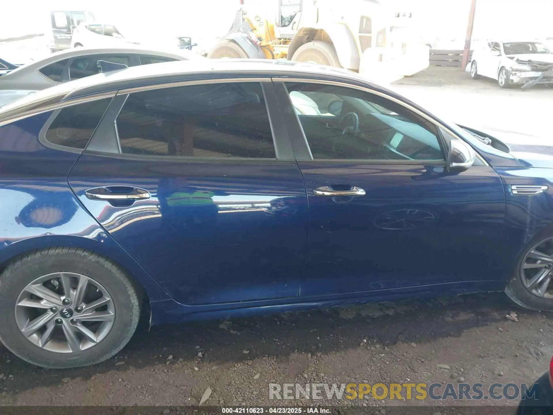 12 Photograph of a damaged car 5XXGT4L35LG386713 KIA OPTIMA 2020