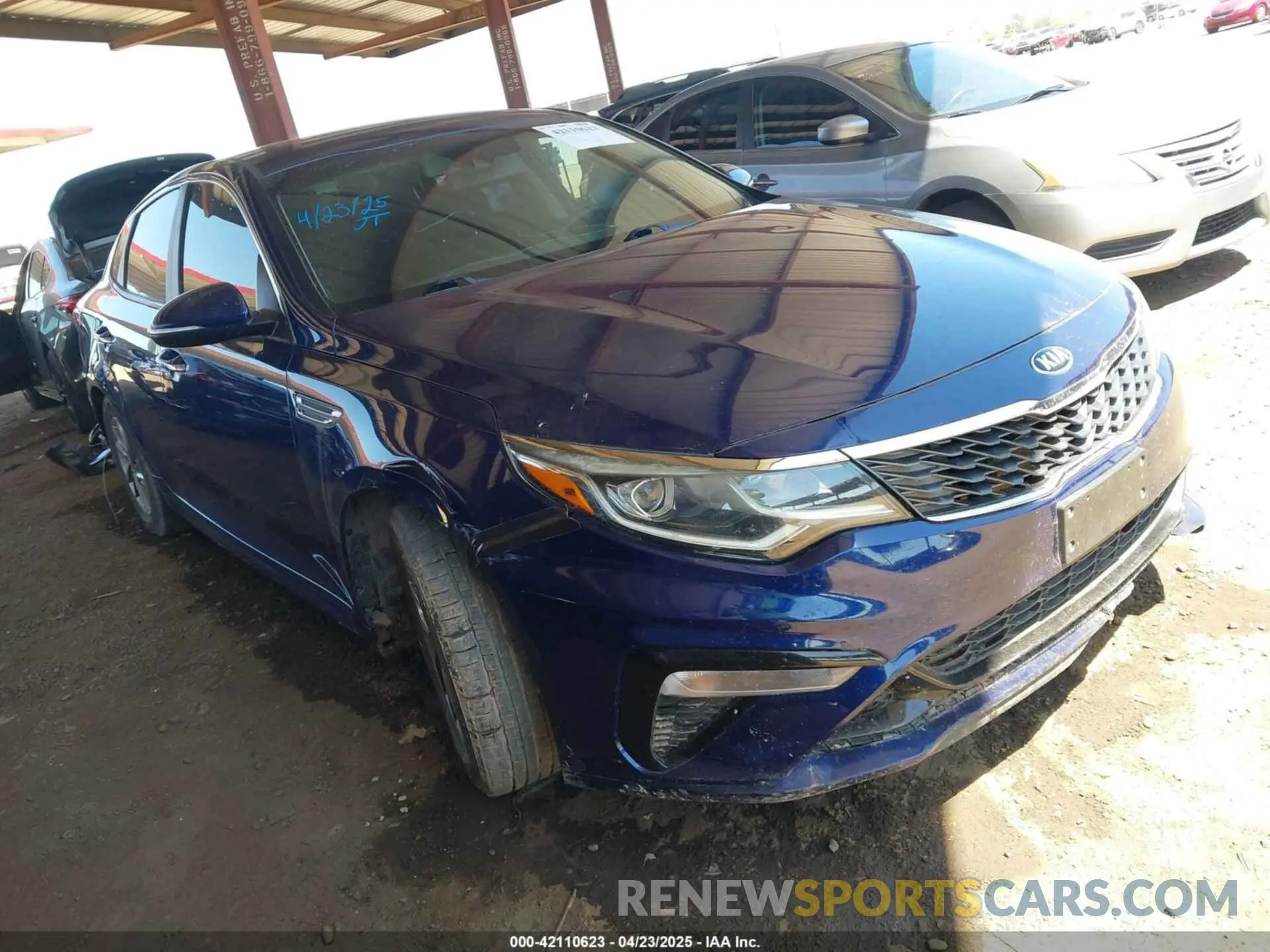 16 Photograph of a damaged car 5XXGT4L35LG386713 KIA OPTIMA 2020